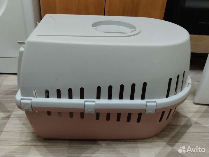 Переноска для средних собак