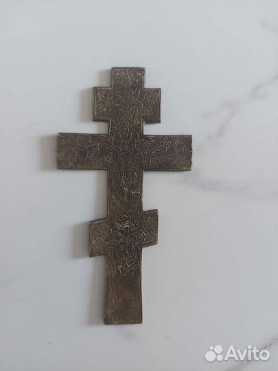Старинный бронзовый крест