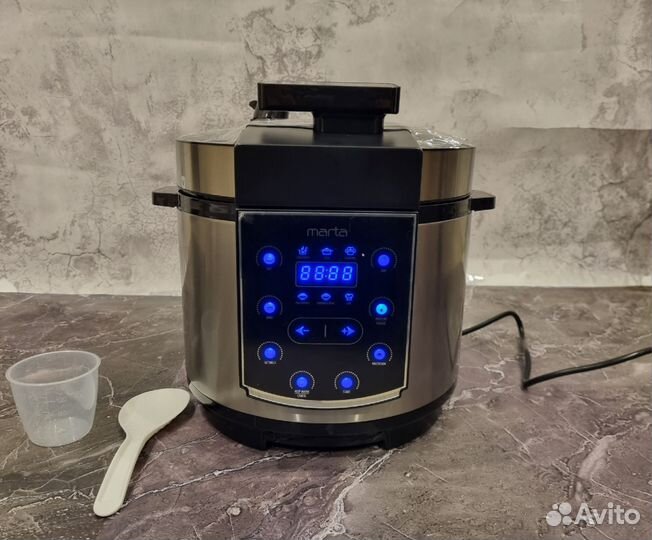 Мультиварка-скороварка.Новая