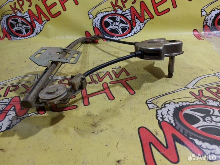 Механический стеклоподъемник задний правый Ваз