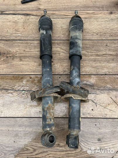 Амортизатор задний левый Hyundai Sonata 2008