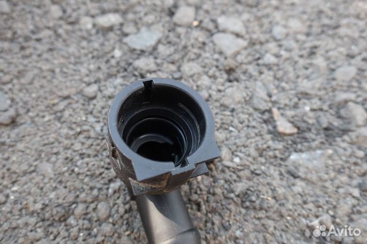 Фланец системы охлаждения 1K0122291