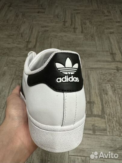 Кроссовки adidas originals superstar белые 44