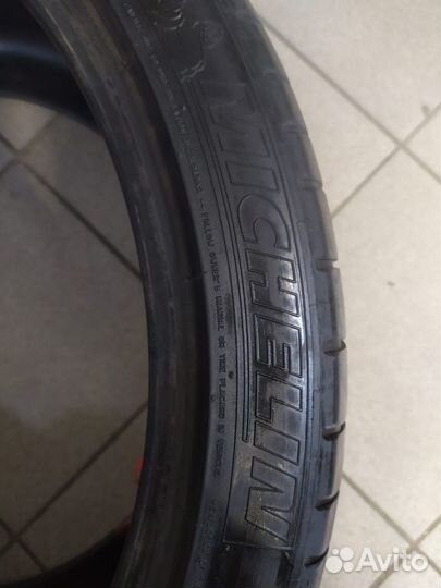 Michelin Pilot Super Sport 285/35 R21 и 325/30 R21 108Y