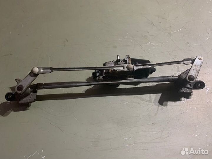 Трапеция стеклоочистителя передняя Mazda 6