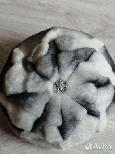 Берет из мутона