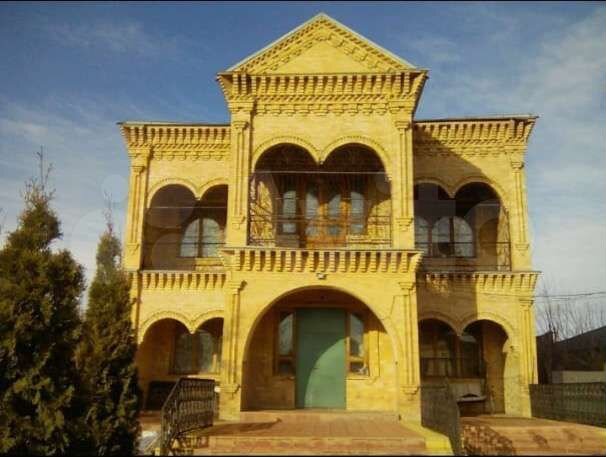 Дом 270 м² на участке 10 сот.