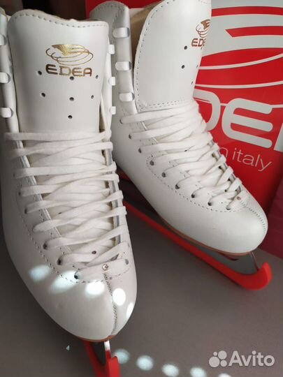 Фигурные коньки edea 225