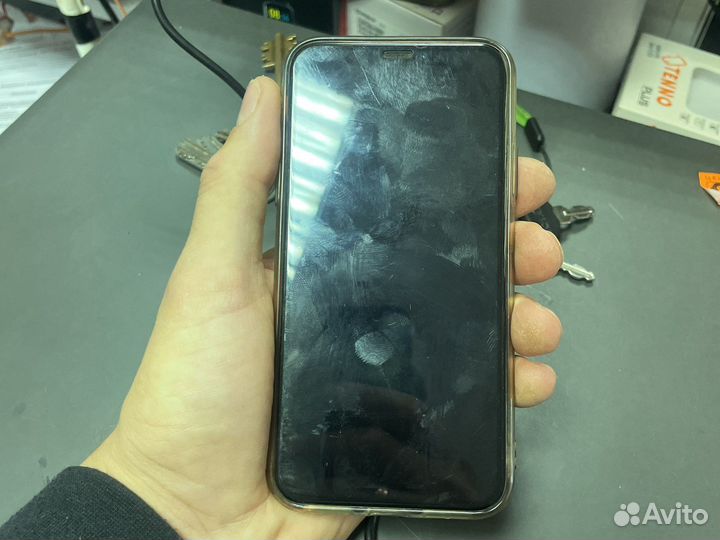 iPhone X, 64 ГБ