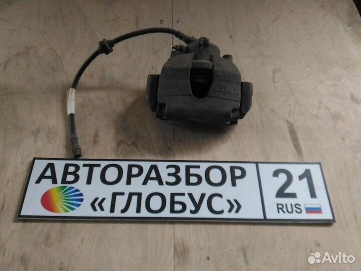 Суппорт передний правый Renault Megane 2 Меган 2