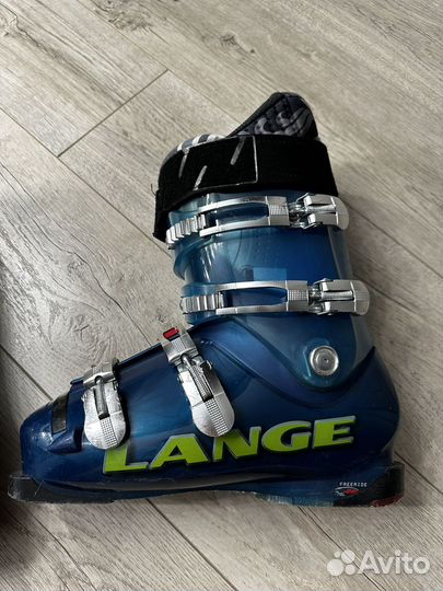 Горнолыжные ботинки Lange fluid 90