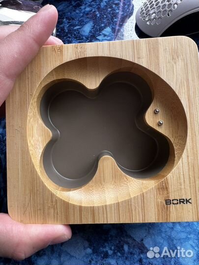 Массажер Bork d603
