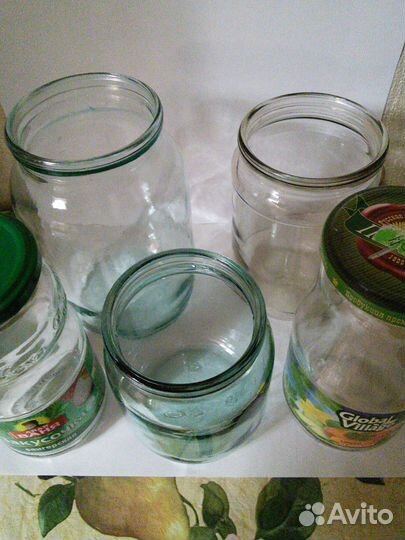 Банки разные. Идеально чистые