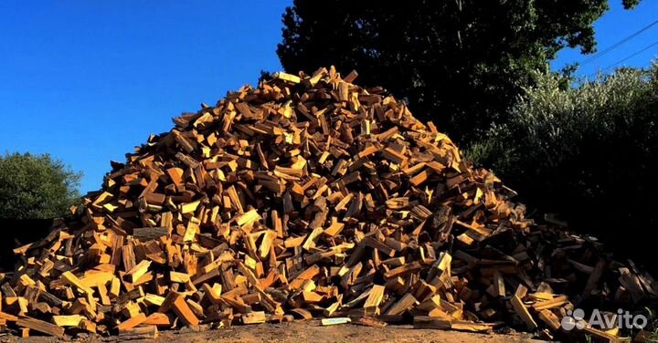 Дрова в дровник