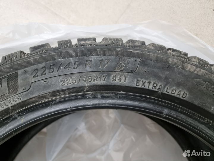 Michelin X-Ice North 4 225/45 R17 94T