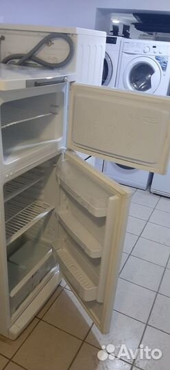 Холодильник Индезит 165см