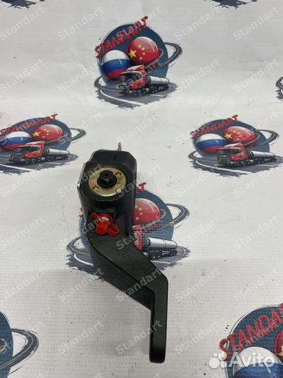 Трещетка тормозная автоматическая левая задняя sha