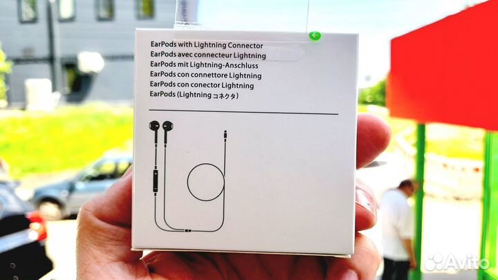 Наушники Apple EarPods Lightning