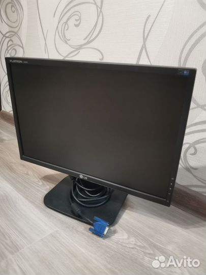 Монитор lg 19