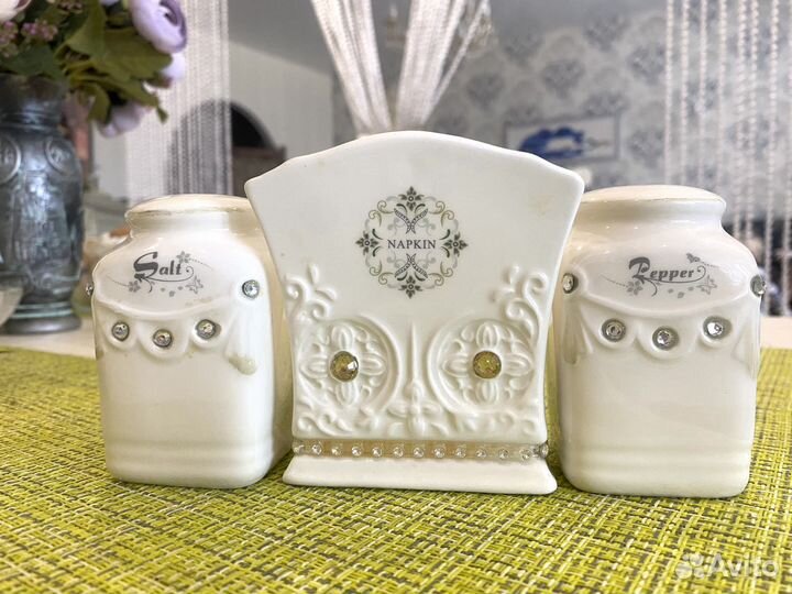 Набор для кухни, солонка, перечница, салфетница
