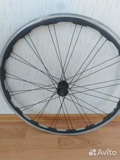 Велосипедное колесо 26 переднее