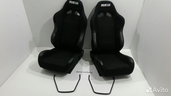 Сидения универсальные перед recaro/sparco комп 2шт