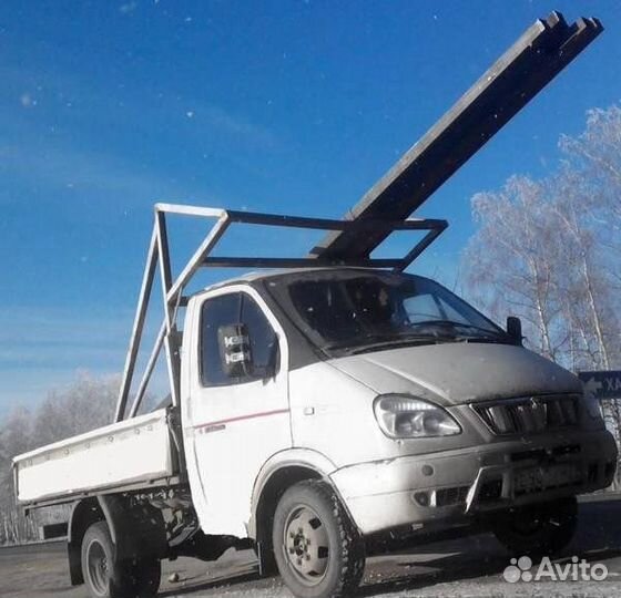 Водитель на своей газели