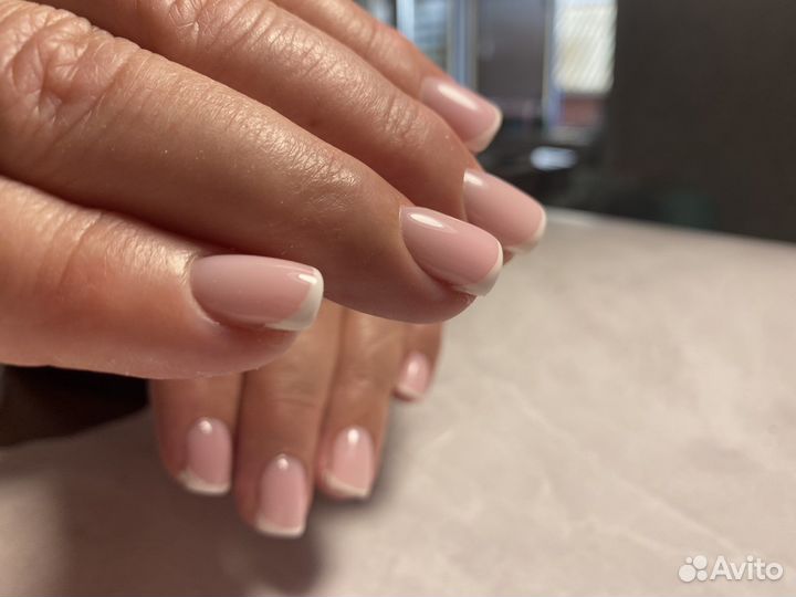 Маникюр на дому