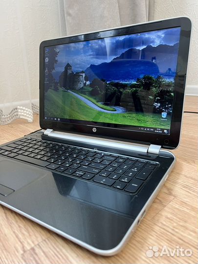 Ноутбук HP среднеигровой