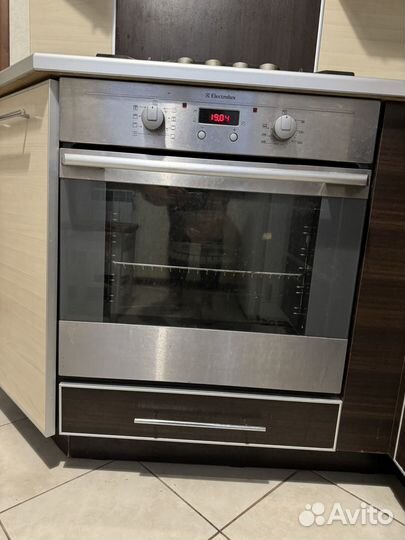 Духовой шкаф electrolux