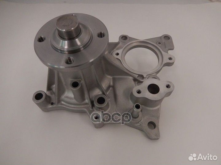 Помпа системы охлаждения toyota hilux/fortuner