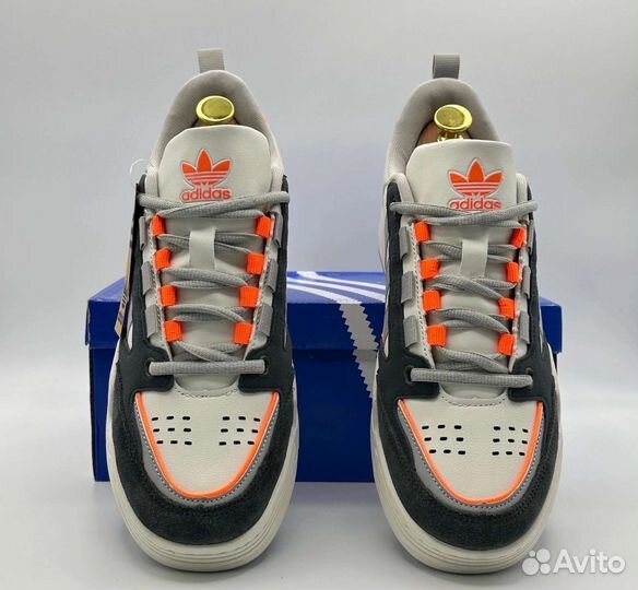 Кроссовки Adidas Adi2000