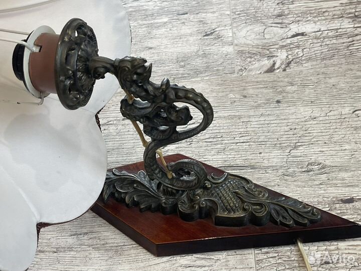 Настенный светильник бра с абажуром.Бронза