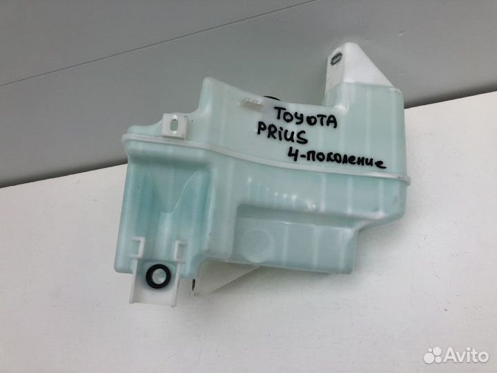 Бачок омывателя Toyota Prius 4 (XW50)