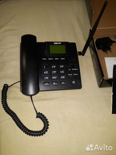 Стационарный сотовый телефон dexp Larus V2