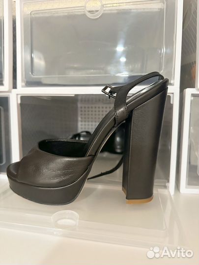 Босоножки женские 35 размер