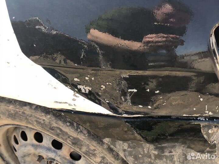 Крыло правое Демио Demio DW5W