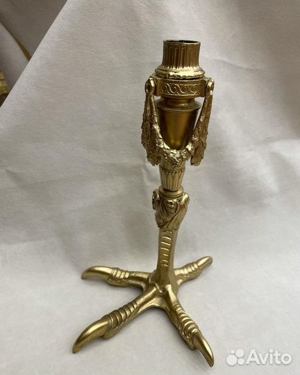 Подсвечник на одну свечу из бронзы