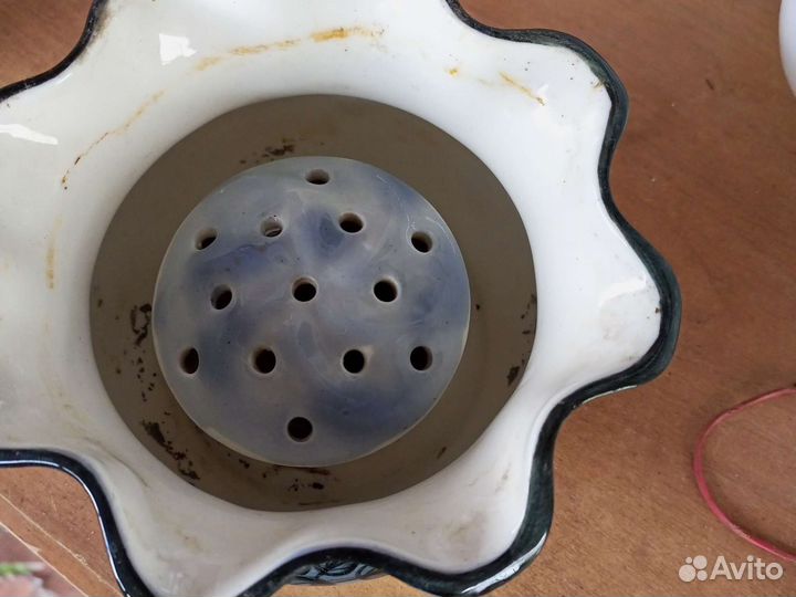 Цветочный фарфоровый горшок СССР