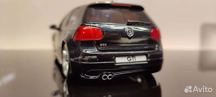 Volkswagen Golf GTi (кузов kyosho mini-z)