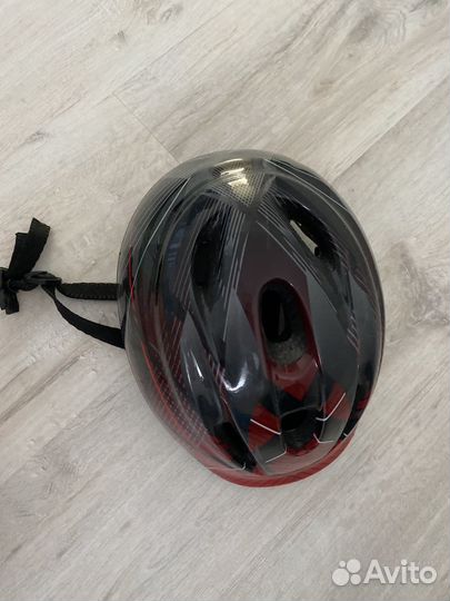 Шлем для велосипеда,роликов,скейта