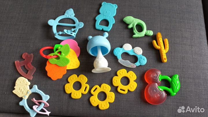 Прорезыватели, грызунки, игрушки для малыша