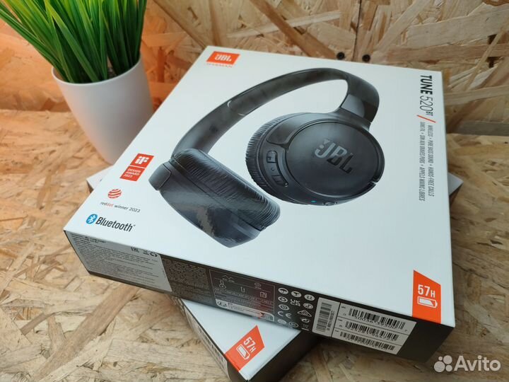 Новые беспроводные наушники JBL Tune 520Bt