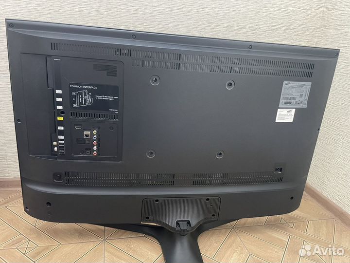 Телевизор SMART tv Samsung UE40J6500AU