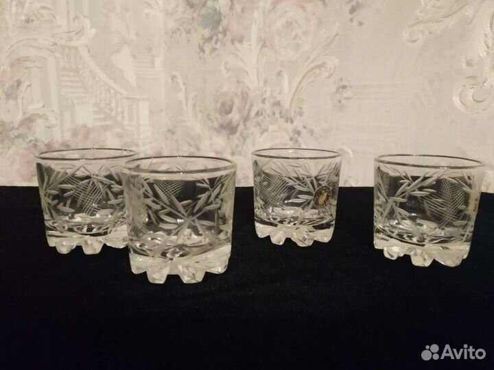 Хрустальные рюмки. Стопки