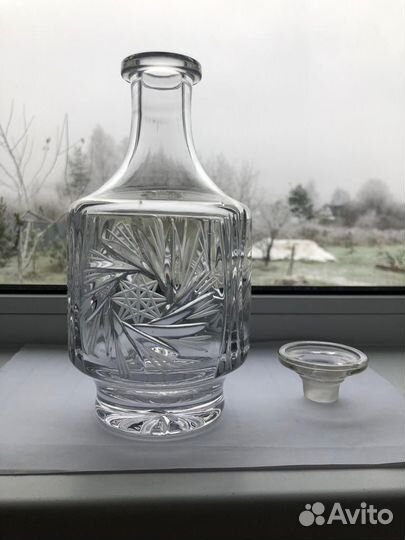 Графин хрустальный