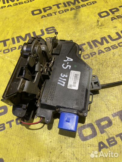 Замок задней правой двери Skoda Octavia A5