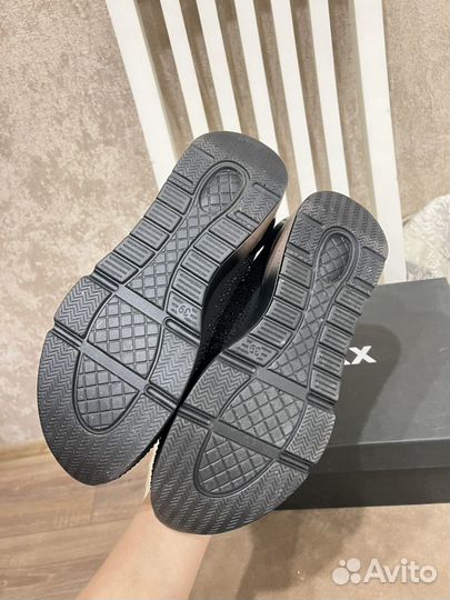 Слипоны крассовки макасины в стразах