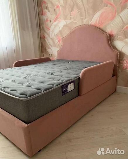 Кровать односпальная в наличии и на заказ