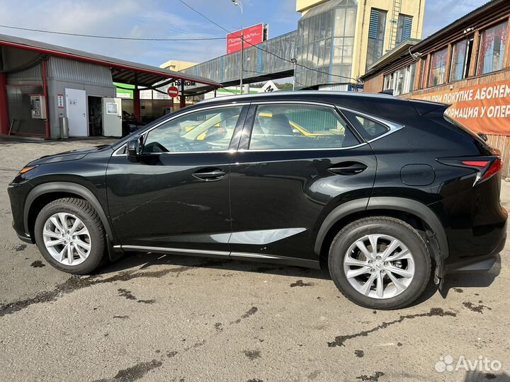 Lexus NX 2.0 AT, 2019, 17 000 км
